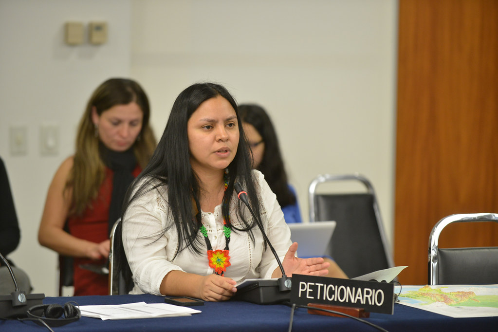 Defense of the indigenous Colombian human rights